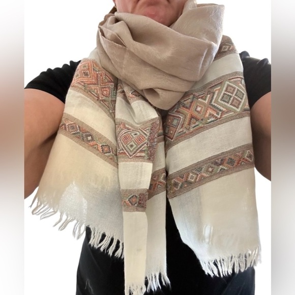 Wool Scarf Aztec Tribal Southwest Woven Pattern Oversized - Picture 1 of 10